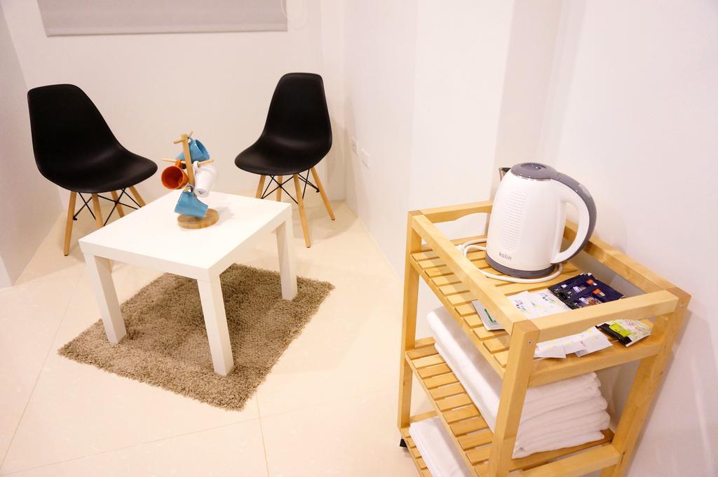 Zhuji Hostel Donggang Eksteriør billede